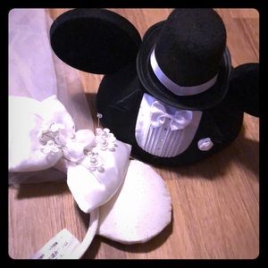 Minnie and Mickey Mouse bridal hat and ears